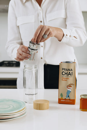 Prana Chai Turmeric Blend Cold Brew Kit by Prana Chai